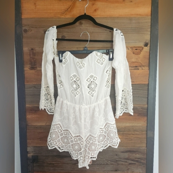 Like New Stone Cold Fox Aden Romper White Size 1 See Call Out Below - Picture 6 of 9